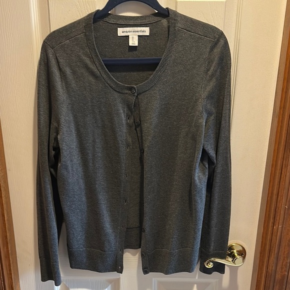 Amazon Essentials Gray Cardigan Sweater Lightweight - Picture 2 of 3